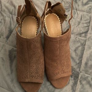 NWOT! LC Lauren Conrad heels